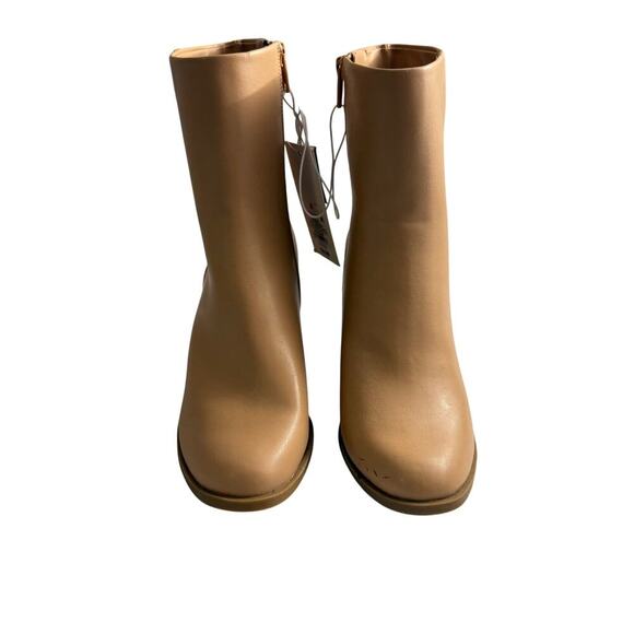 A New Day Womens Tan Janelle Boot Size 6.5 - Picture 3 of 7
